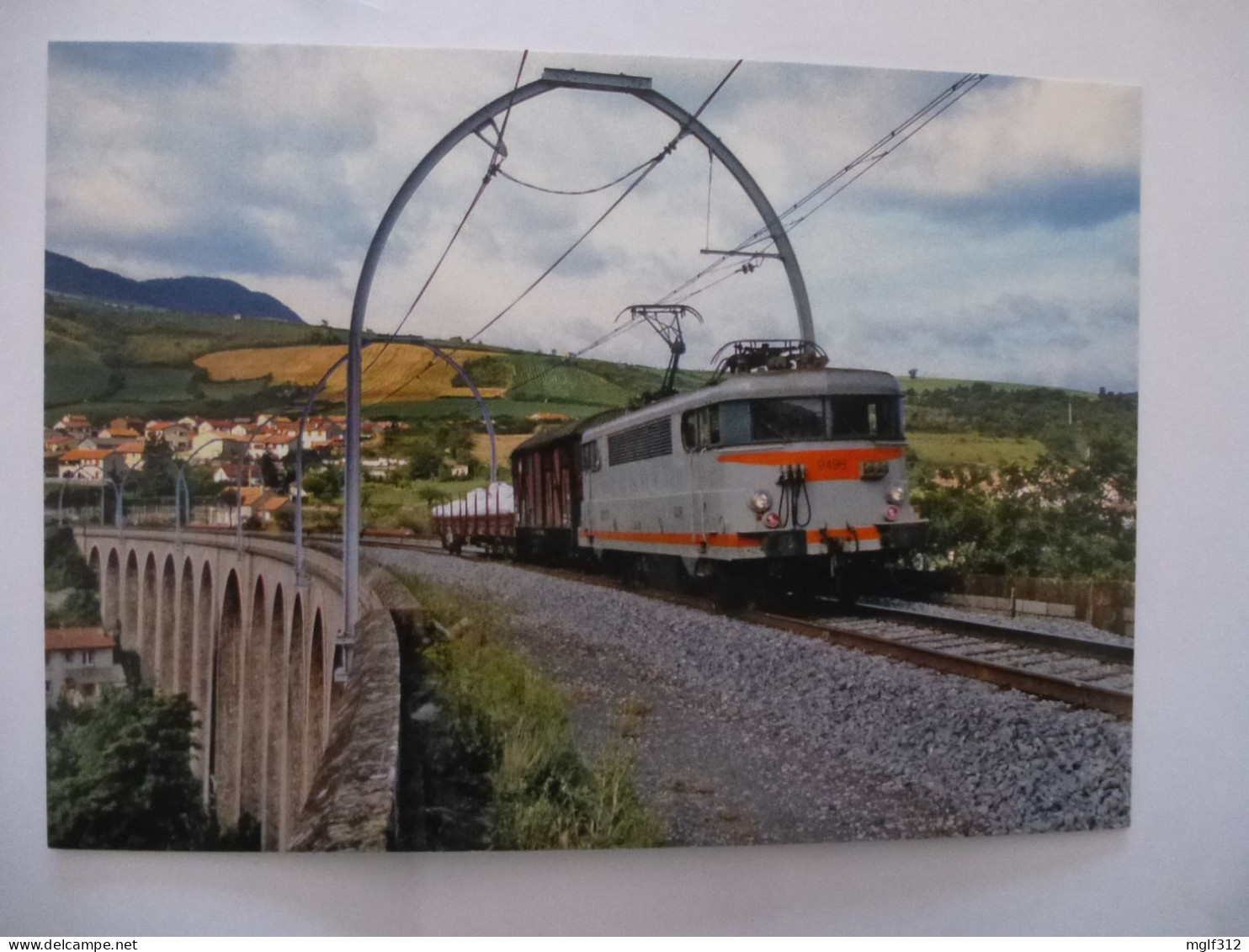 AGUESSAC (12) : BB 9496 Train De Marchandises Ligne Béziers-Neussargues Viaduc D'Aguessac  En Aout 1992 - Sonstige & Ohne Zuordnung