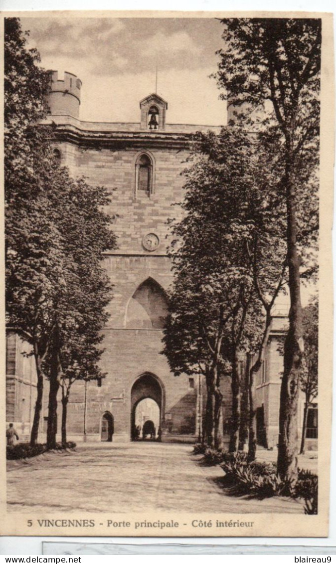 5 Porte Principale Cote Interieur - Vincennes