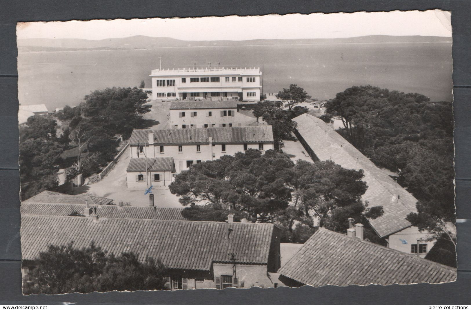 Ile De Porquerolles - Var - Ecole Militaire T.E.R. - Porquerolles