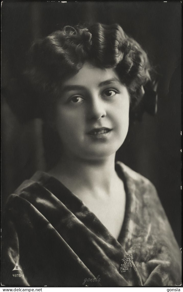 FEMME 1909 "Portrait" - Fotografie