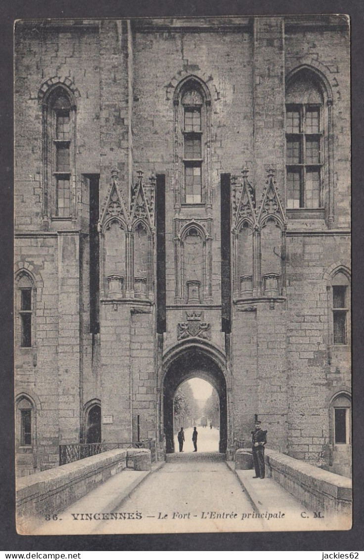 103541/ VINCENNES, Château, L'Entrée Principale - Vincennes