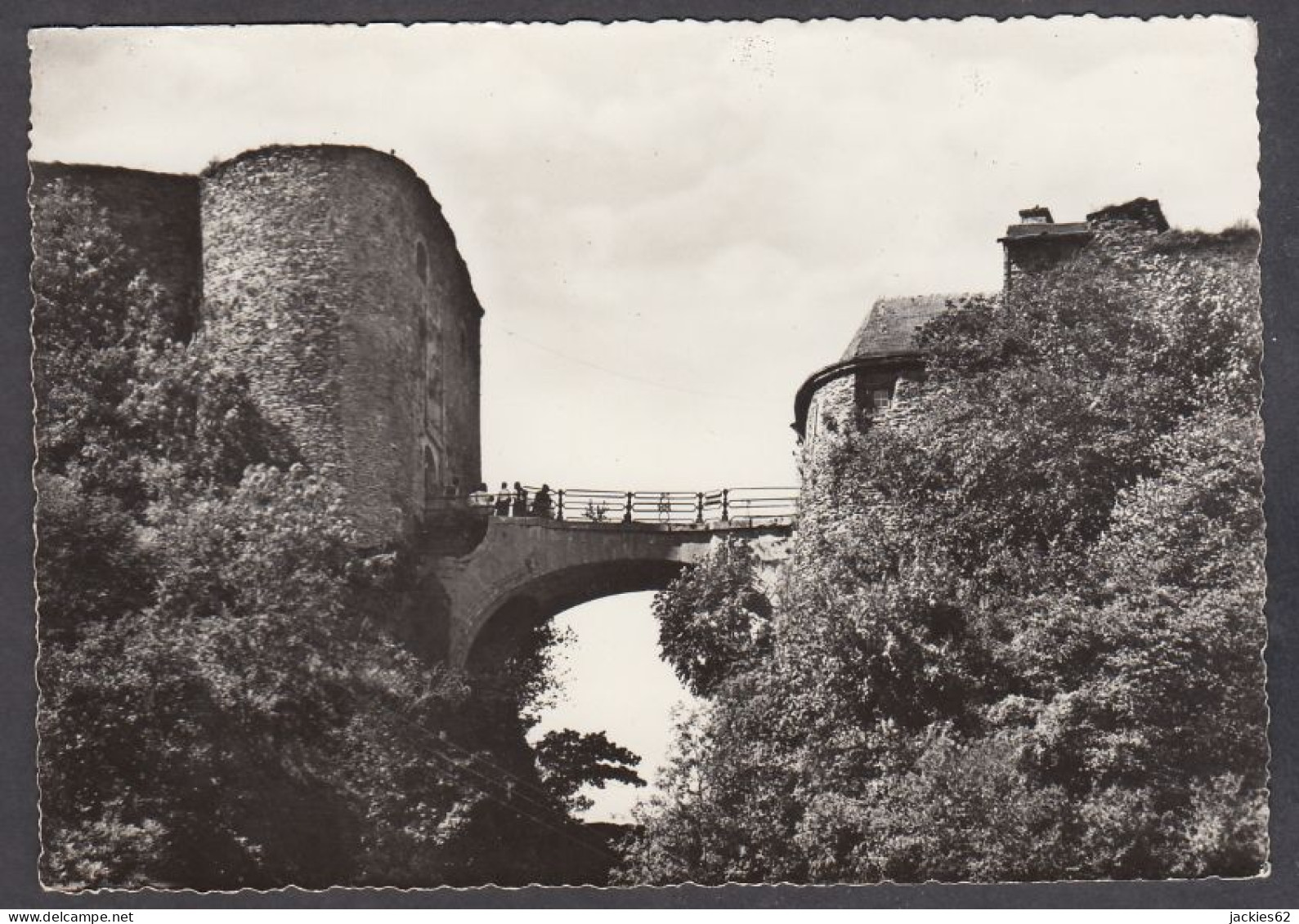 121746/ BOUILLON, Le Château, Entrée - Bouillon