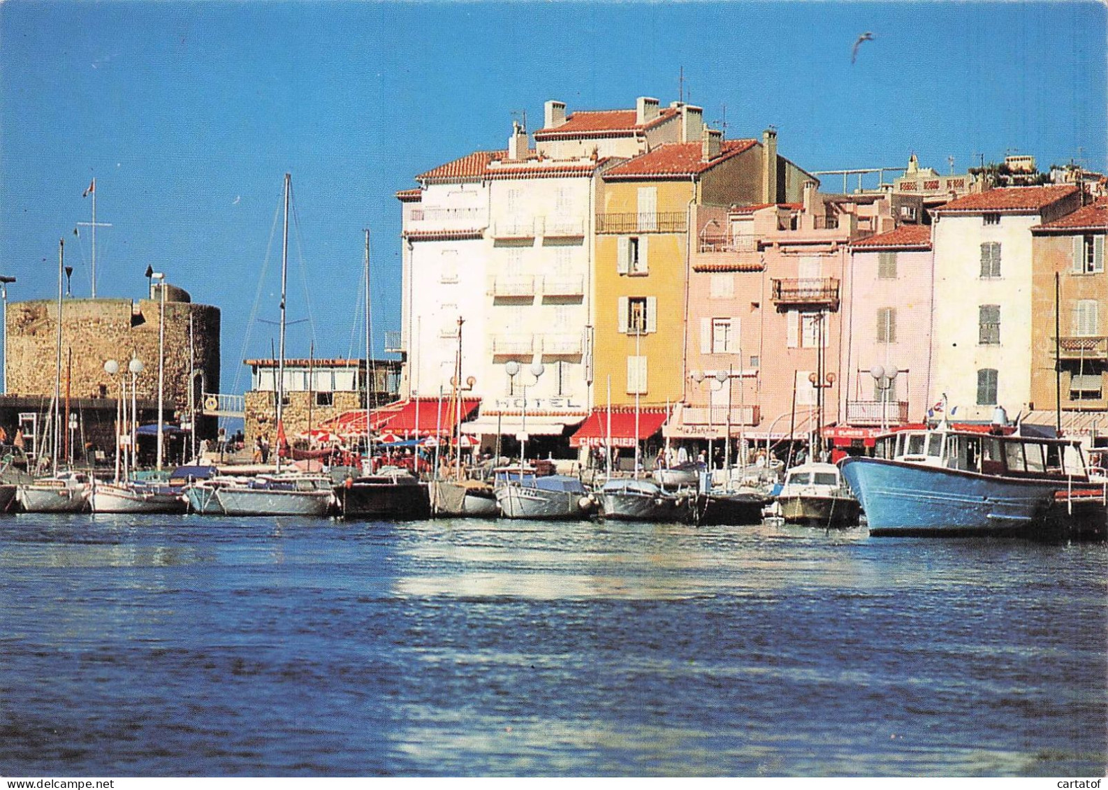 SAINT TROPEZ . La Tour Portalet Et Le Quai F. Mistral - Saint-Tropez