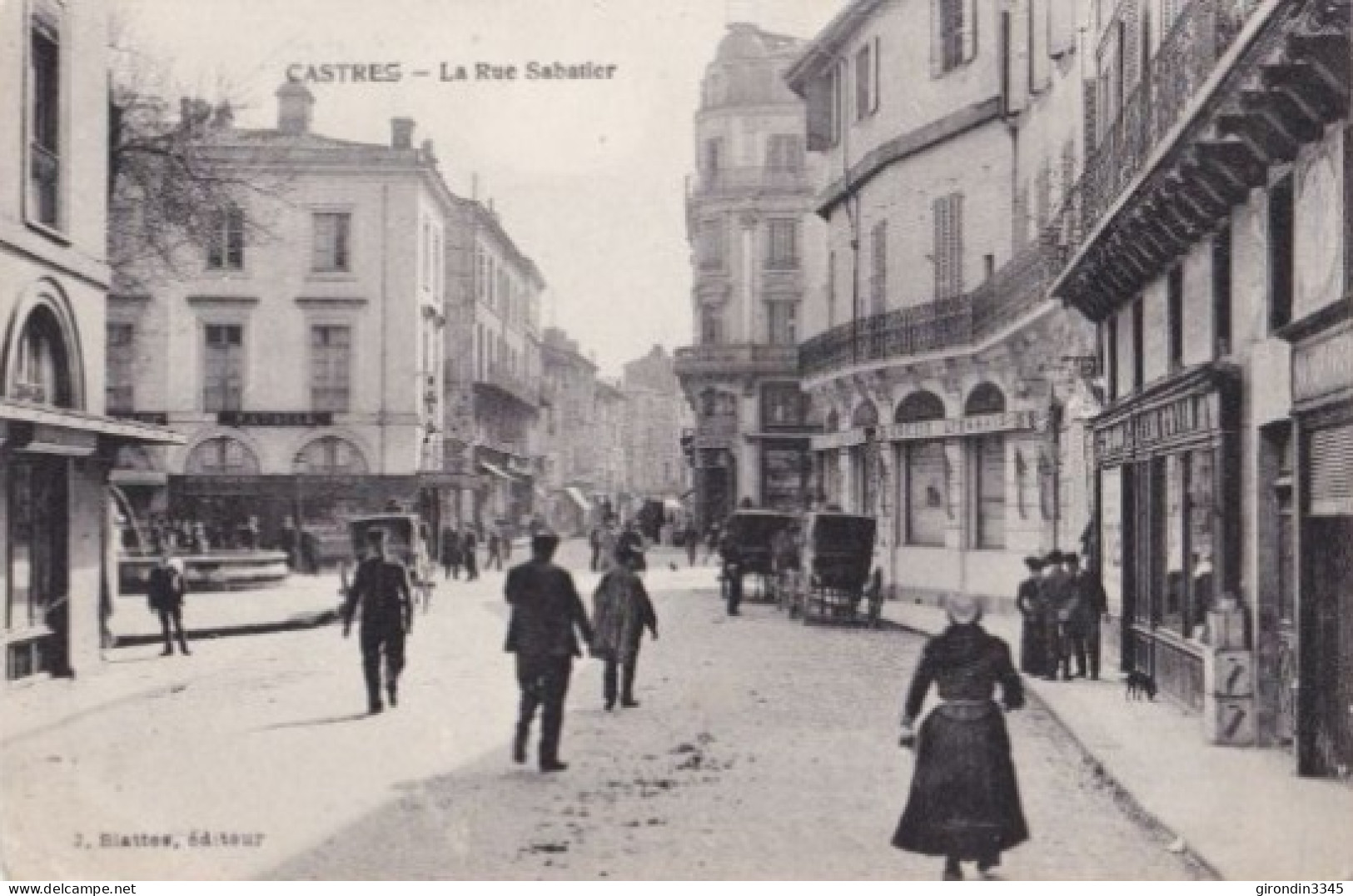 CASTRES La Rue SABATIER - Castres