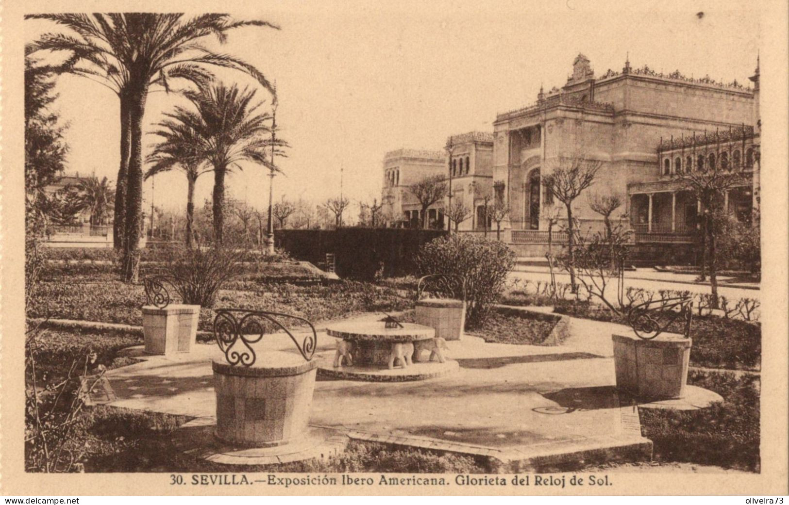 SEVILLA - Exposición Ibero Americana. Glorieta Del Reloj De Sol - Sevilla