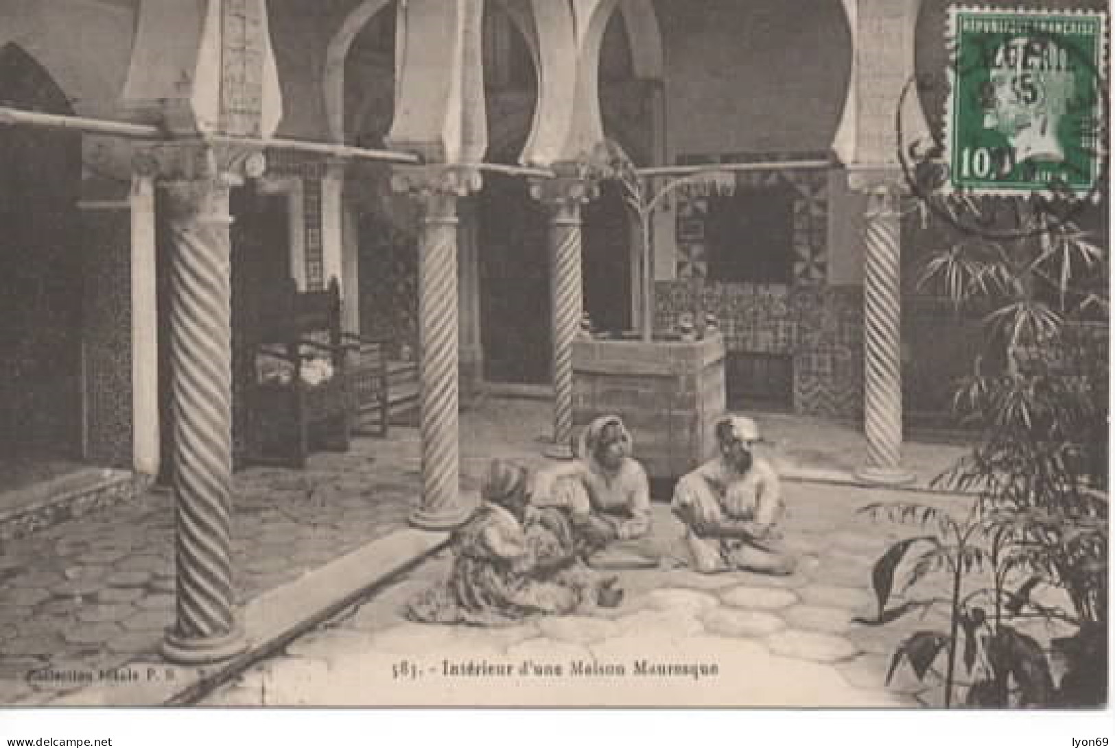 SZTIF 583 INTERIEUR  D UNE MAISON MAURESQUE DO VERT - Setif