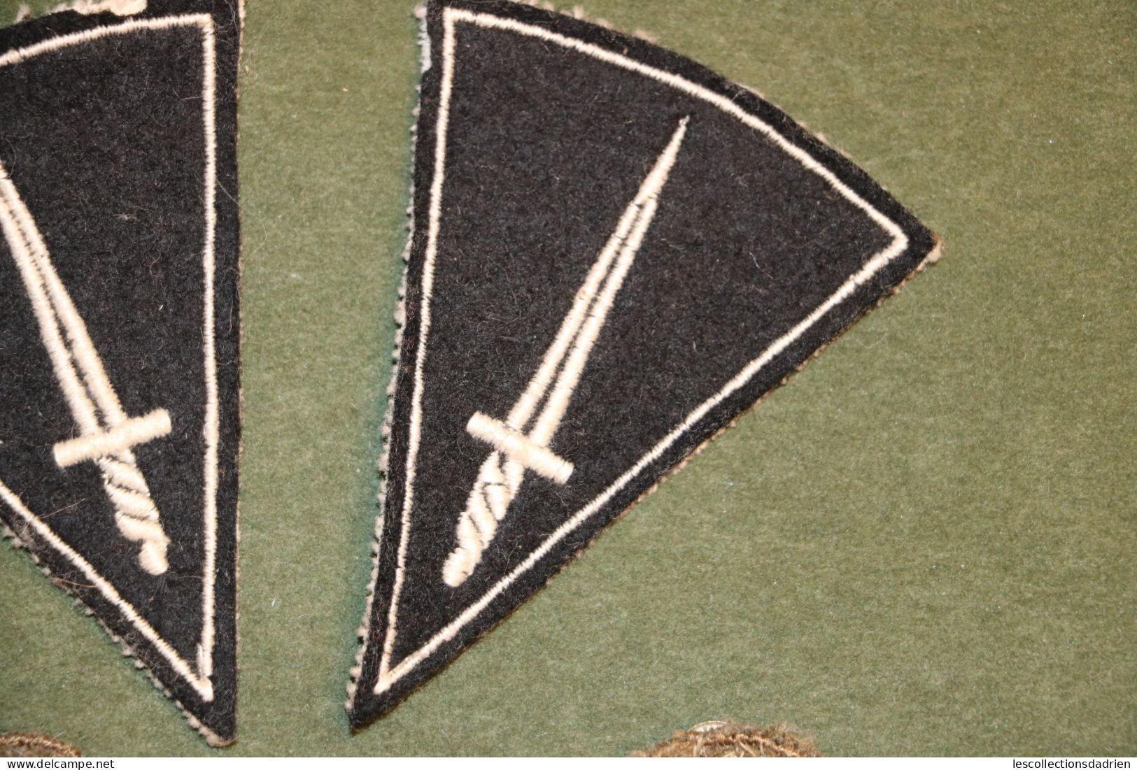 Lot D'écussons Militaires  Parachutiste épée - Blazoenen (textiel)