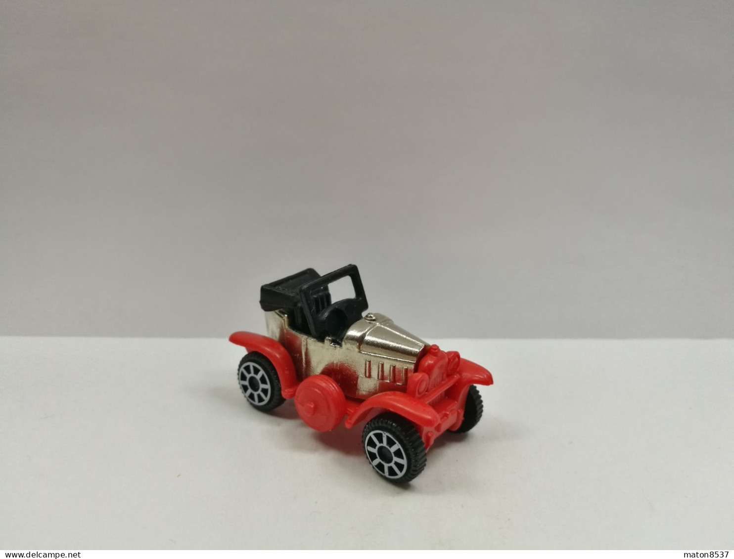 Kinder :  K98 N91   Metall-Oldtimer 1997 - Cabriolet - Figurillas En Metal