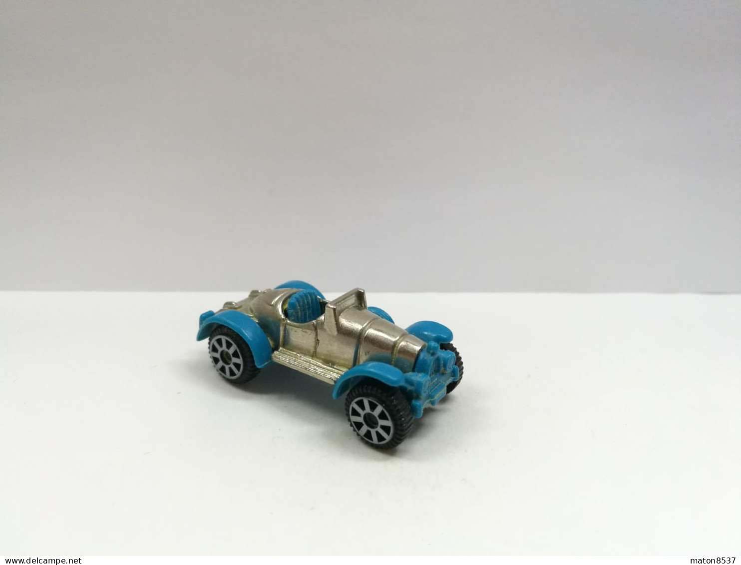 Kinder :  K98 N92   Metall-Oldtimer 1997 - Roadster - Metallfiguren