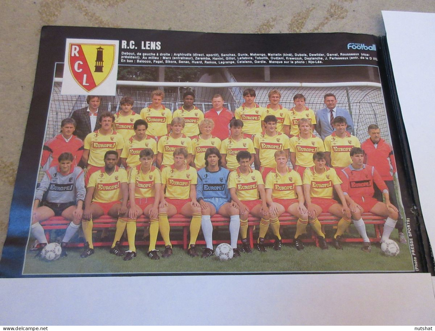 FOOTBALL COUPURE COULEUR 1986-1987 26x18 02 D1 RC LENS                         - Deportes
