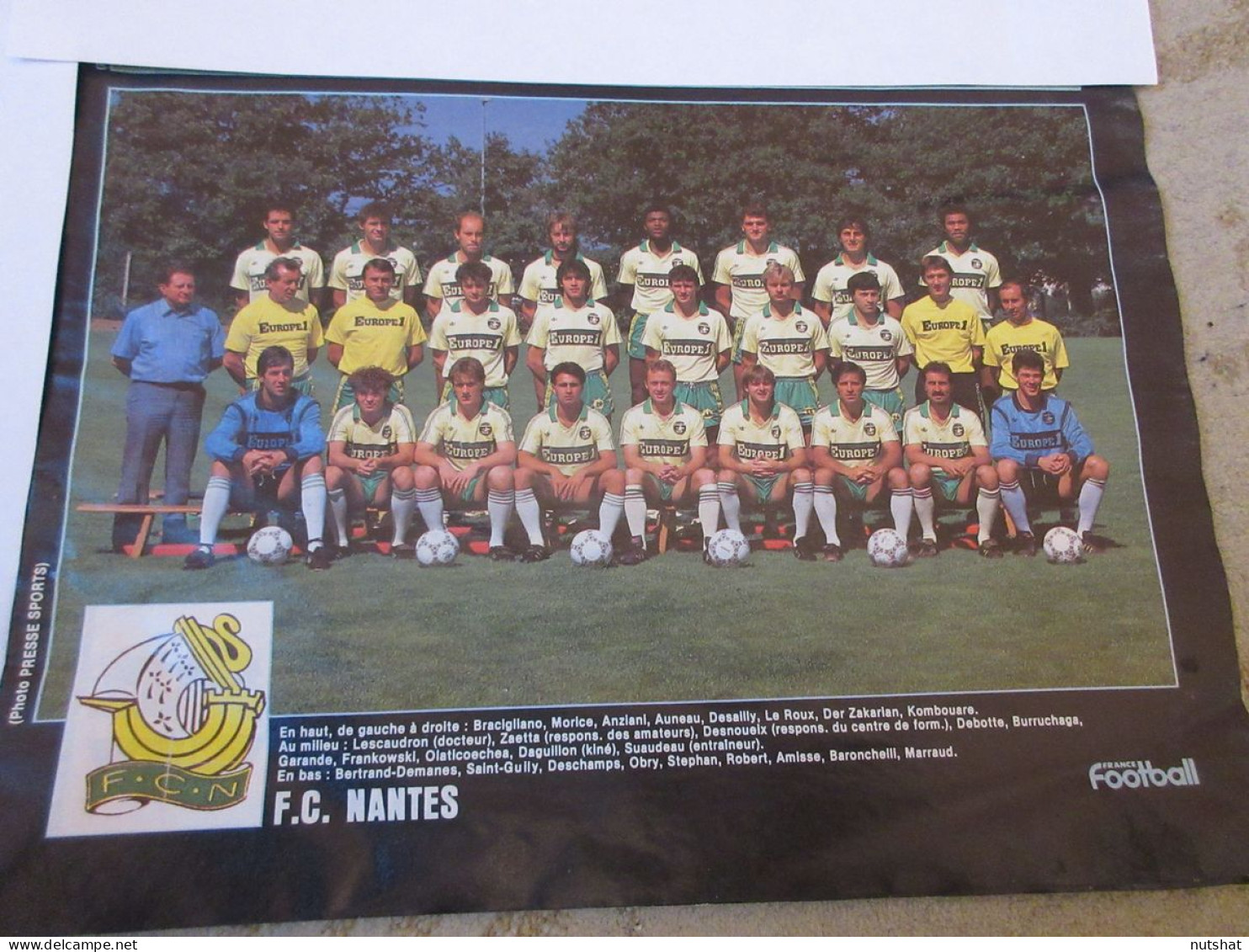 FOOTBALL COUPURE COULEUR 1986-1987 26x18 04 D1 FC NANTES Au Dos RACING CP      - Sport