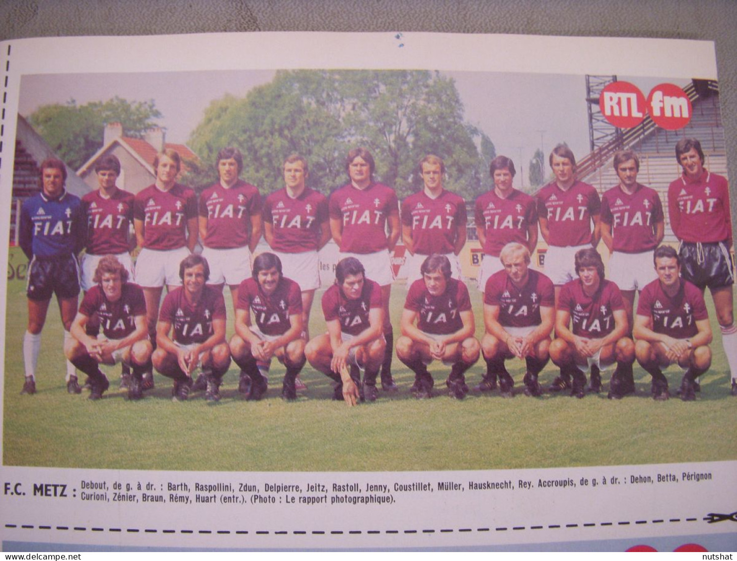 FOOTBALL COUPURE COULEUR 1976-1977 21x13cm FC METZ  - Sport