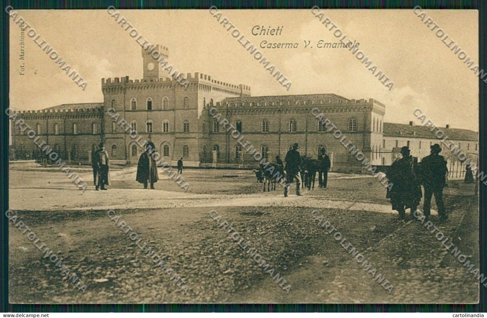 Chieti Città Caserma Militari Cartolina QQ4023 - Chieti