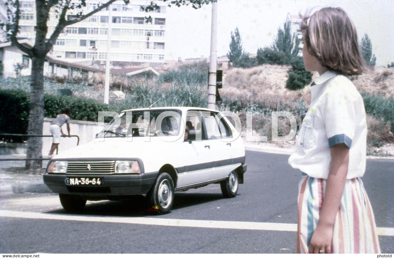 80s CITROEN VISA CAR LISBOA PORTUGAL 35mm DIAPOSITIVE SLIDE Not PHOTO No FOTO NB4077 - Diapositive