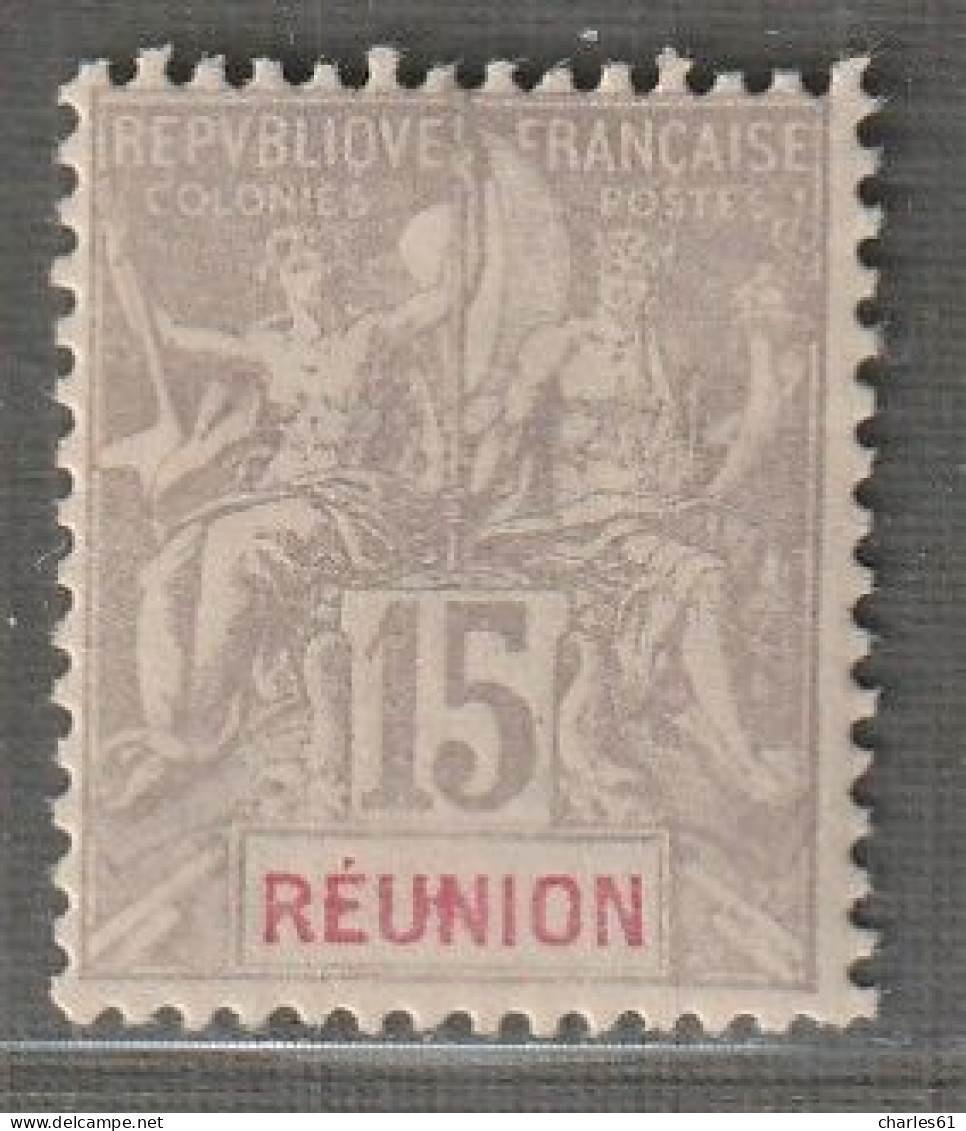 REUNION - N°48 * (1900-05) 15c Gris Et Rouge - Unused Stamps