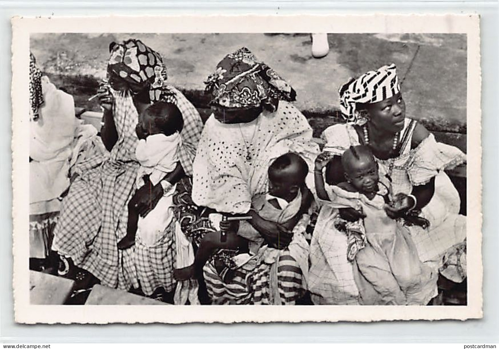 Sénégal - Femmes De Gorée à Bord De La Chaloupe Dakar-Gorée - Ed. G. Labitte 81 - Sénégal