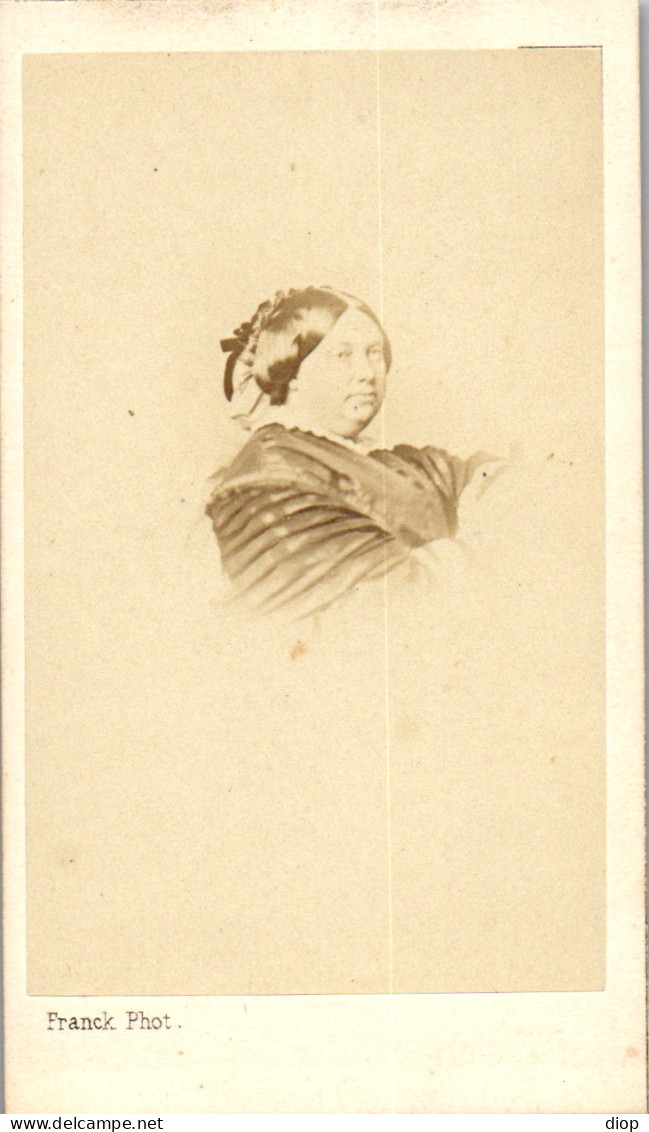  Carte De Visite Cdv Photo Vintage Albumen Franck Duchesse De Parme  - Célébrités