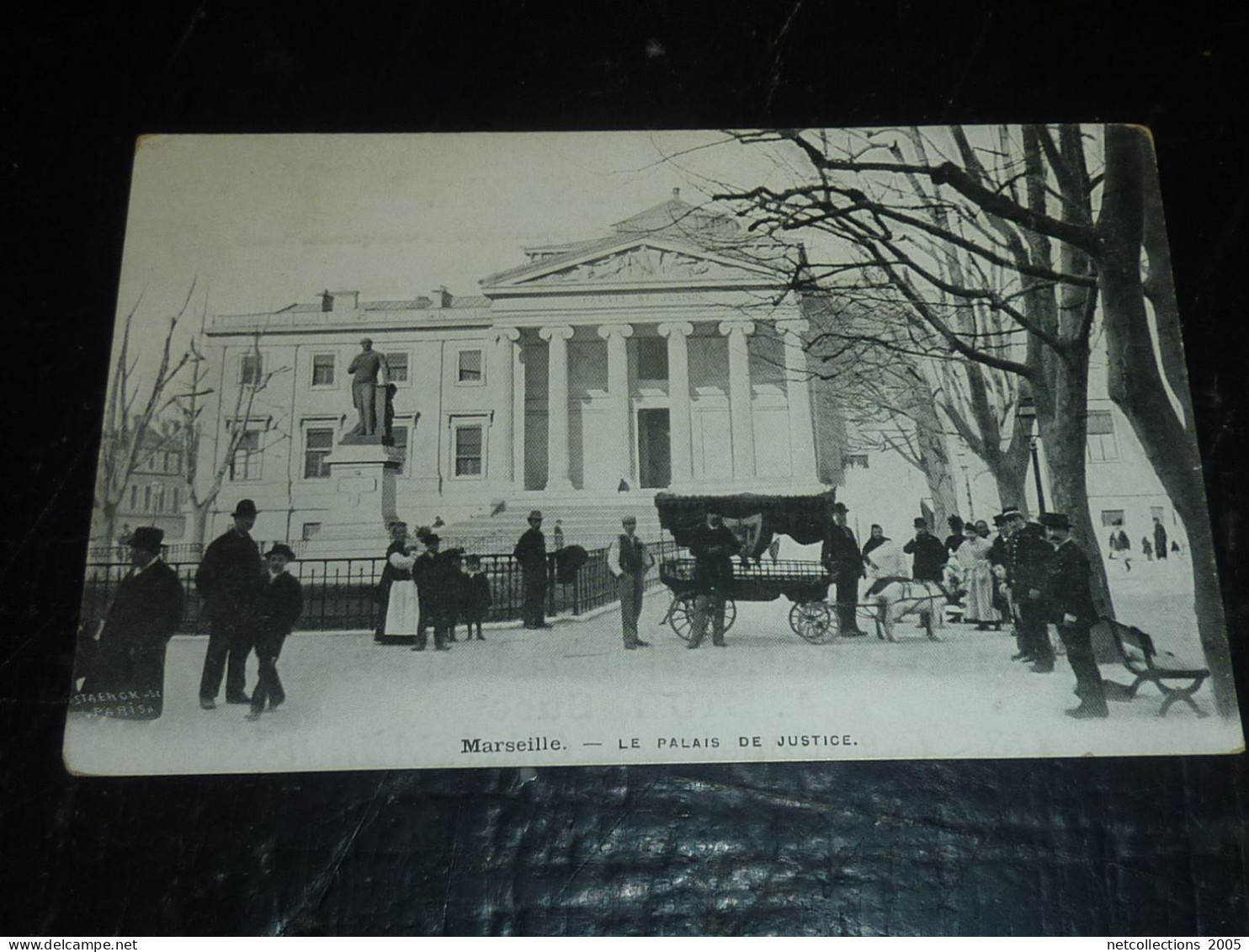 MARSEILLE - LE PALAIS DE JUSTICE - ATTELAGE DE CHEVRES (D-F2) - Ambachten