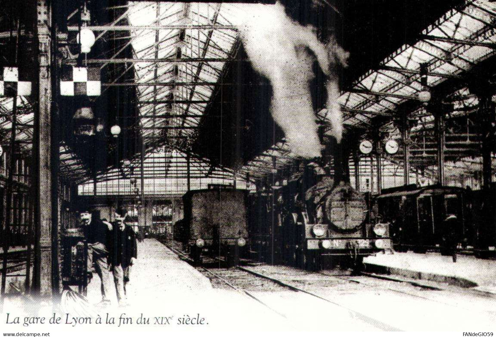 Automobile > Voitures De Tourisme  /      GARE DE LYON   /   REPRO  /  10X 15 // 101 / - Stations With Trains