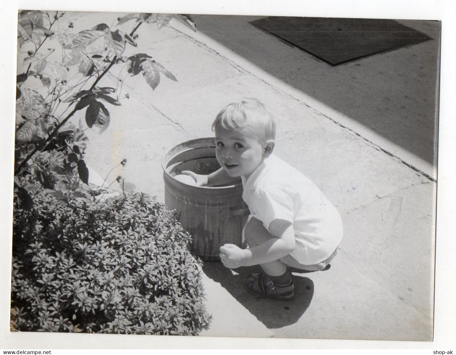 C2865/ Kleiner Junge Spielt Foto 24 X 18 Cm Ca.1955 Pressefoto - Non Classés