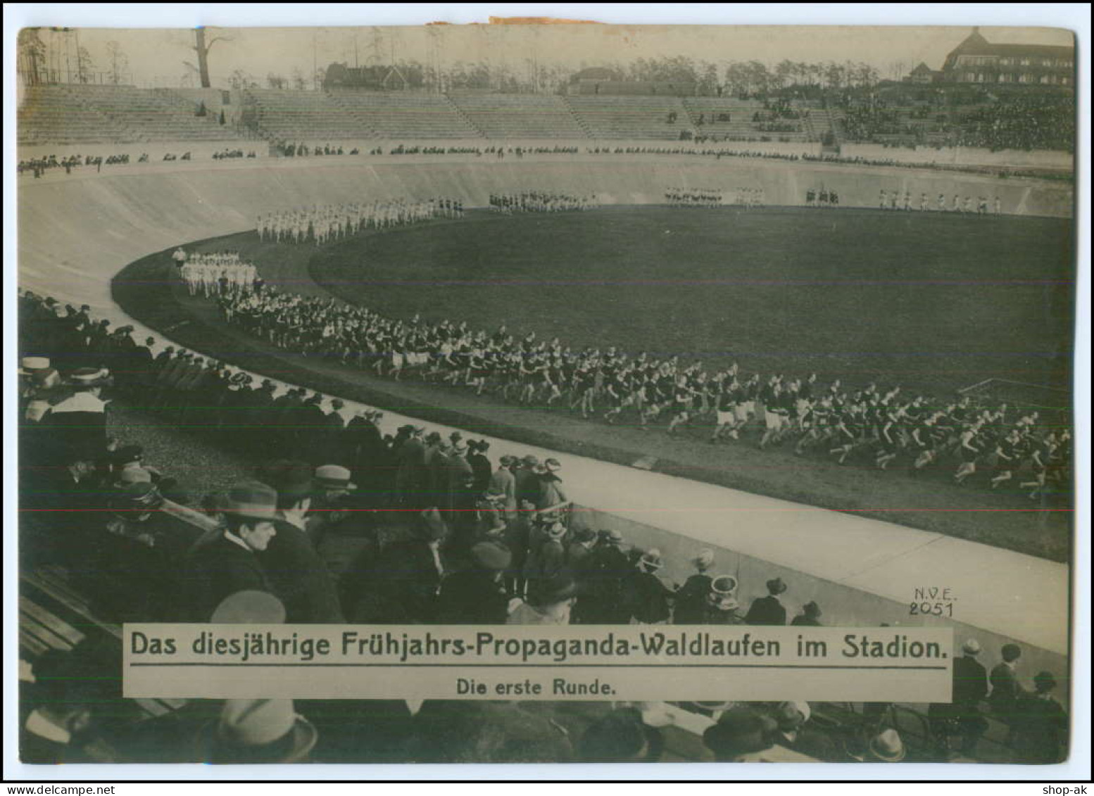 Y1902/ Frühjahrs-Propaganda-Waldlaufen Im Stadion Foto Ca.1935  17 X 12 Cm - Unclassified