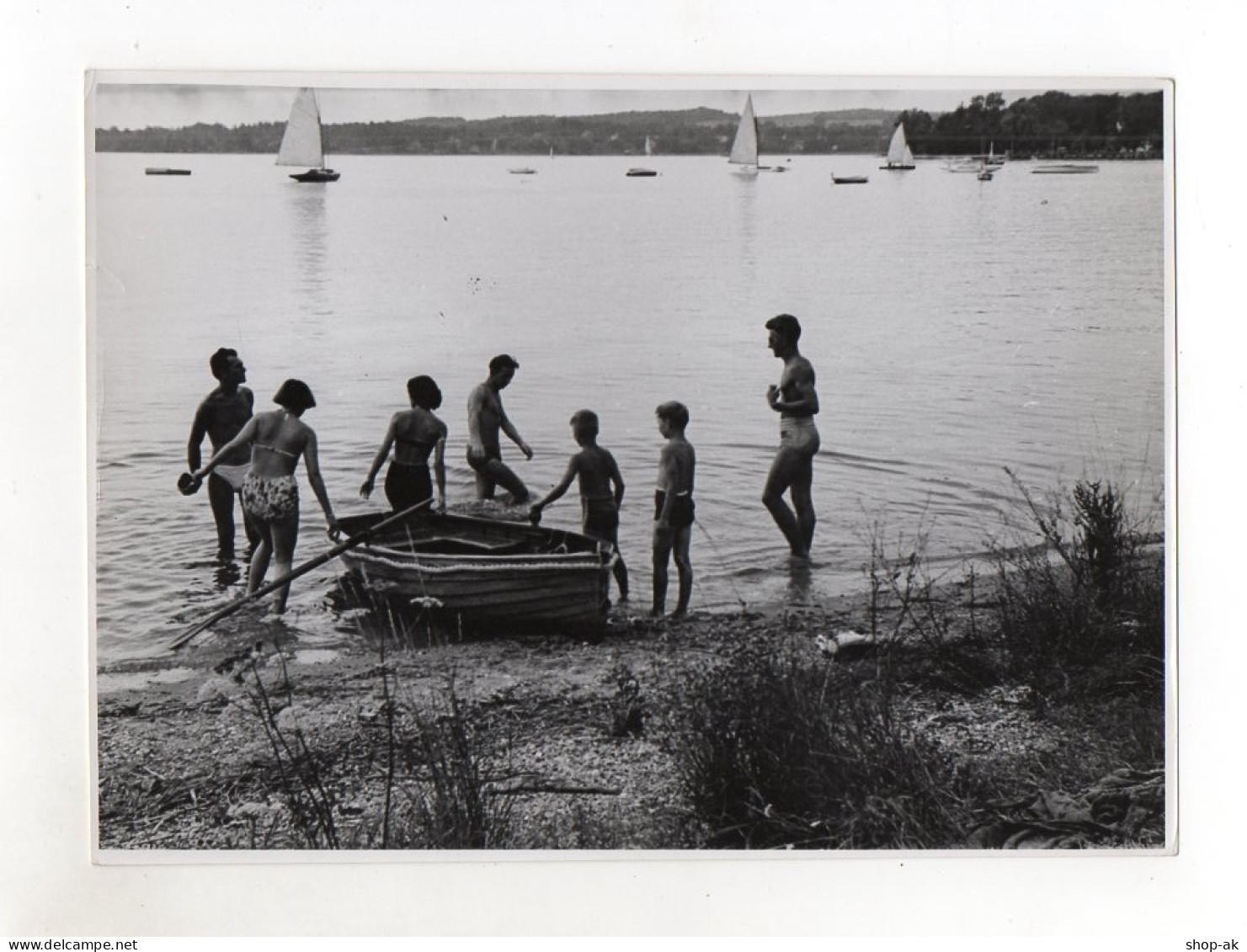 F6214/  Familie Mit Kindern Badet Im Starnberger See Foto Ca.1955 23,5 X 17 Cm - Non Classés