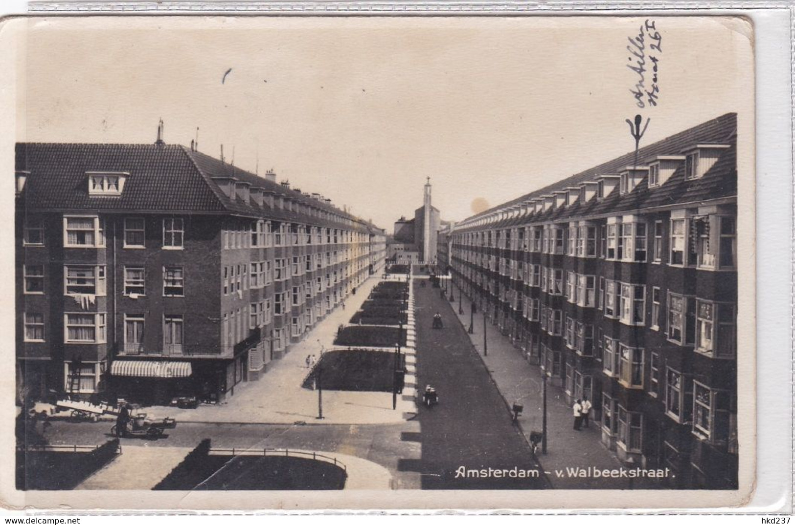 Amsterdam Van Walbeekstraat Hoek Antillenstraat In Verte Augustinuskerk Levendig  # 1937     2539 - Amsterdam