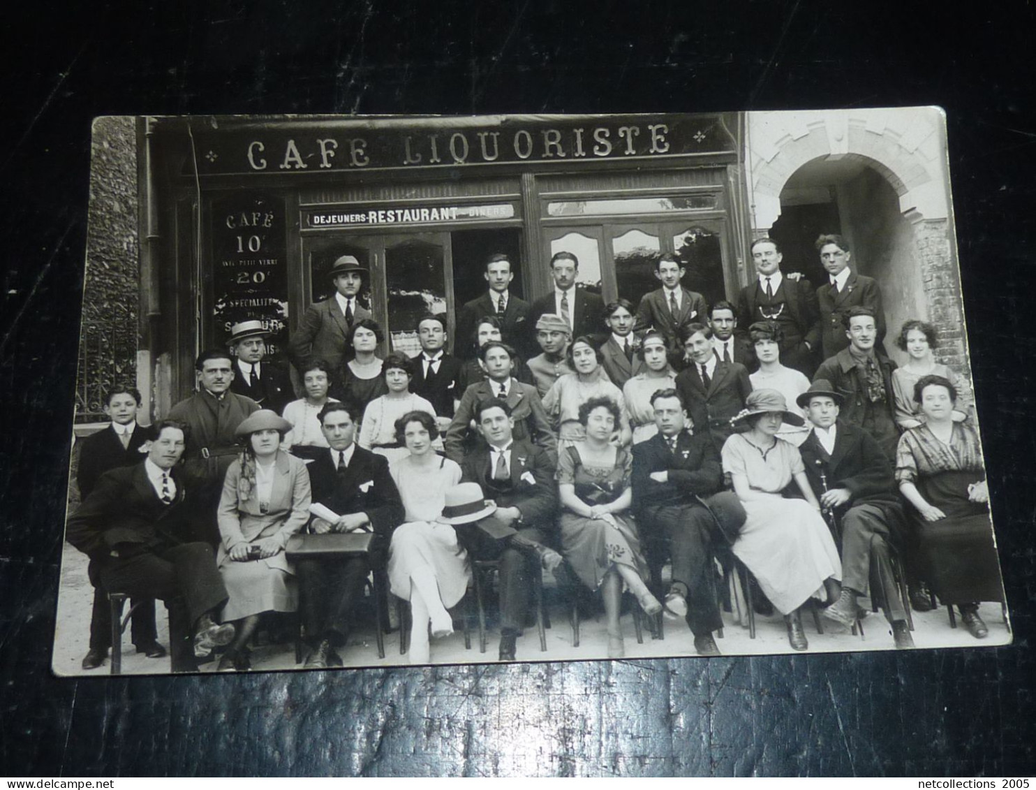 DRANCY CARTE PHOTO BAR " CAFE LIQUORISTE " GROS PLAN - 93 SEINE SAINT-DENIS (D-F2) - Drancy