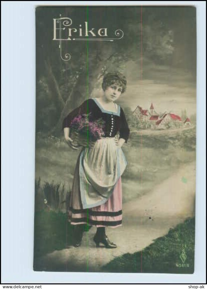 N9681/ Namen Foto AK  "Erika"  Junge Frau Mit Blumen Ca.1914 - Nomi