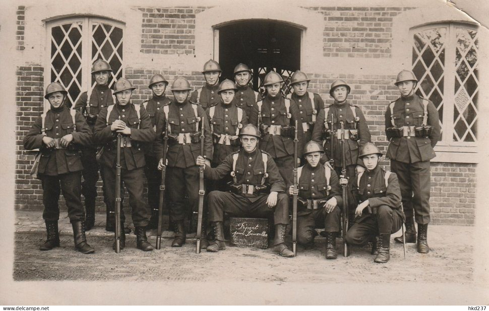 Photo Card De Groupes Soldats Départ Pour Bruxelles    4996 - Other & Unclassified