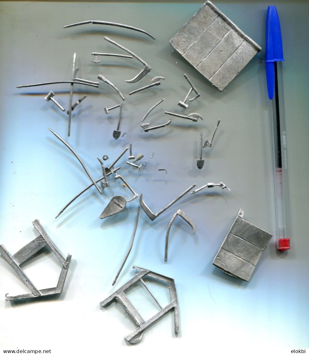 Lot Petits Outils  En Plomb Pour Maquettisme  + Plaques Pb (total Environ 70g) - Other & Unclassified