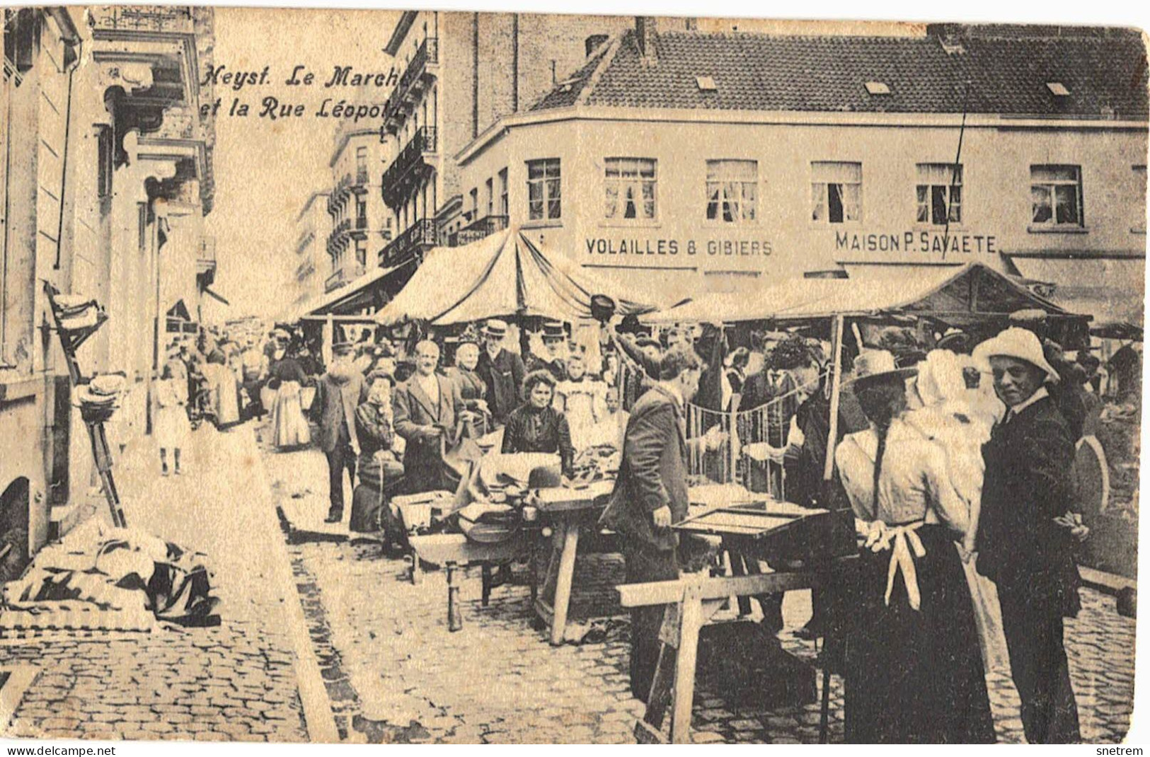 Heyst Sur Mer - Le Marché Et La Rue Léopold - Heist