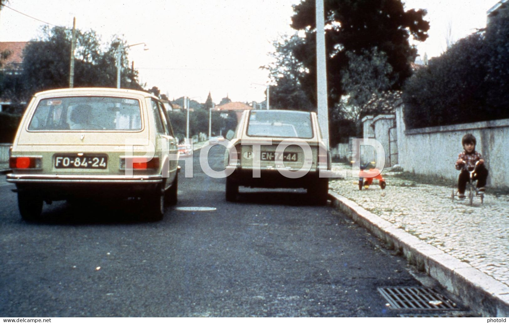 70s VW VOLKSWAGEN BRASILIA CITROEN GS LISBOA PORTUGAL 35mm DIAPOSITIVE SLIDE Not PHOTO No FOTO NB4079 - Diapositives (slides)