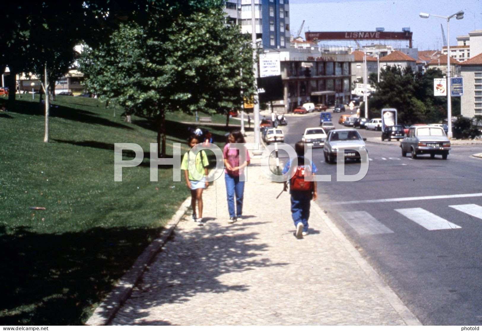 80s ALMADA PORTUGAL 35mm DIAPOSITIVE SLIDE Not PHOTO No FOTO NB4080 - Dias