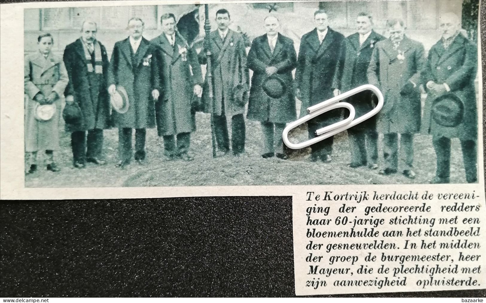 KORTRIJK 1936 / HERDENKING VERENIGING DER GEDECORDEERDE REDDERS 60 JARIG BESTAAN / BLOEMENHULDE MONUMENT GESNEUVELDEN - Non Classés