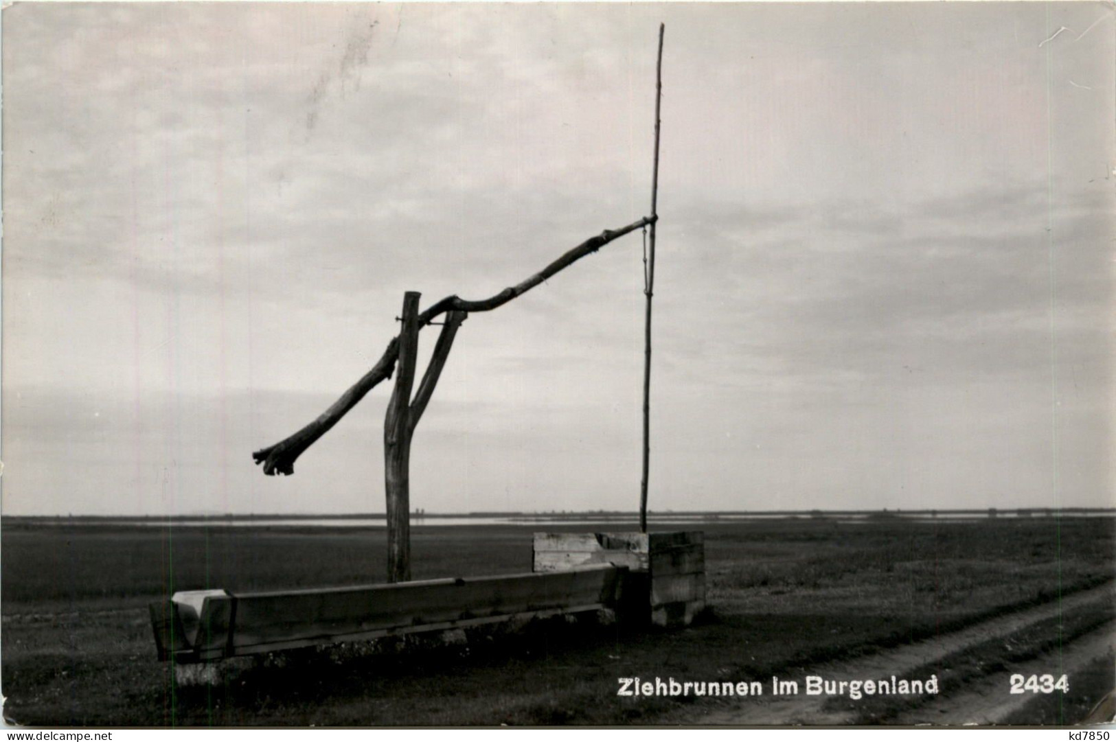 Ziehbrunnen Im Burgenland - Neusiedlerseeorte