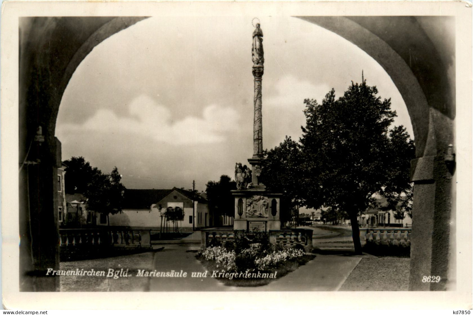 Frauenkirchen, Mariensäule Und Kriegerdenkmal - Neusiedlerseeorte