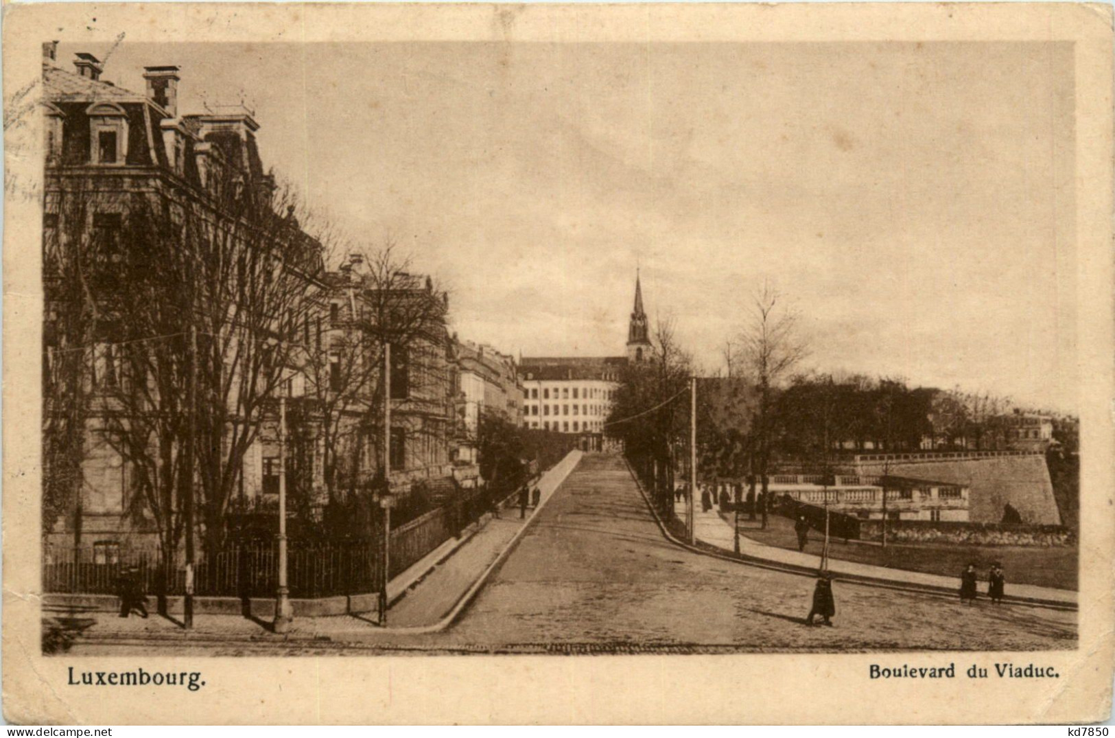 Luxembourg - Boulevard Du Viaduc - Luxemburg - Town