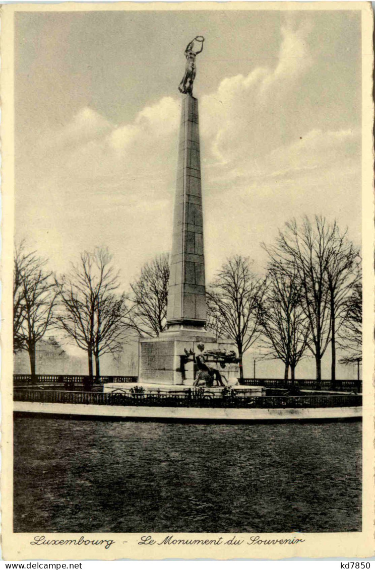 Luxembourg - Le Monument Du Souvenir - Luxemburg - Town