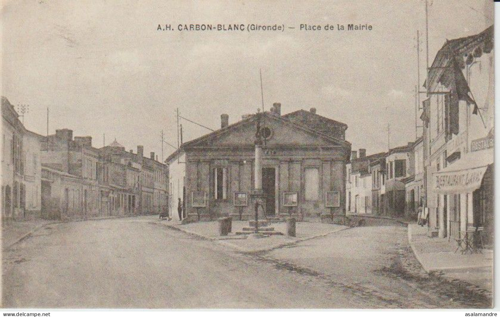 GIRONDE –  Carbon-Blanc – Place De La Mairie - Autres & Non Classés