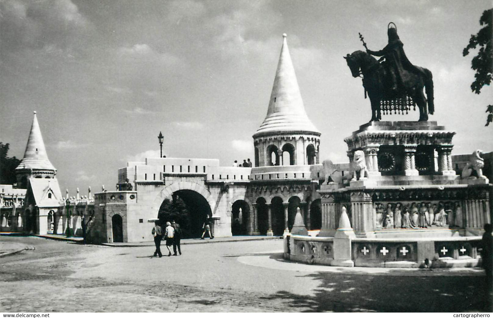 Hungary Budapest Fishermen Bastion & St Stephan's Equestrian Statue - Hongrie