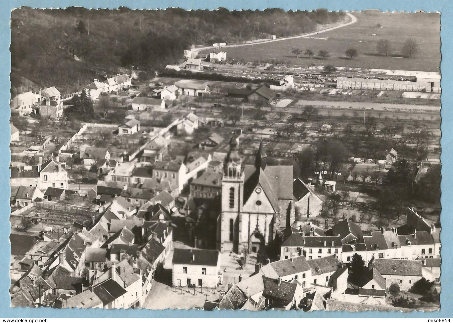 A143  CPSM   En Avion Sur LIMOURS  (Seine-et-Oise)  L'Eglise Saint-Pierre  +++++ - Limours