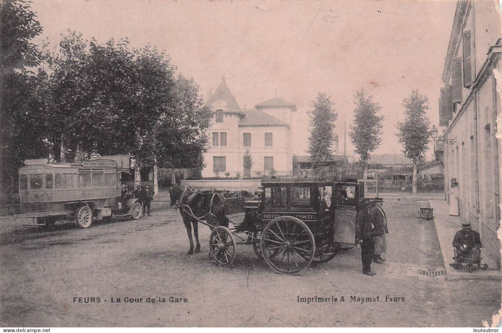 FEURS LA COUR DE LA GARE - Feurs