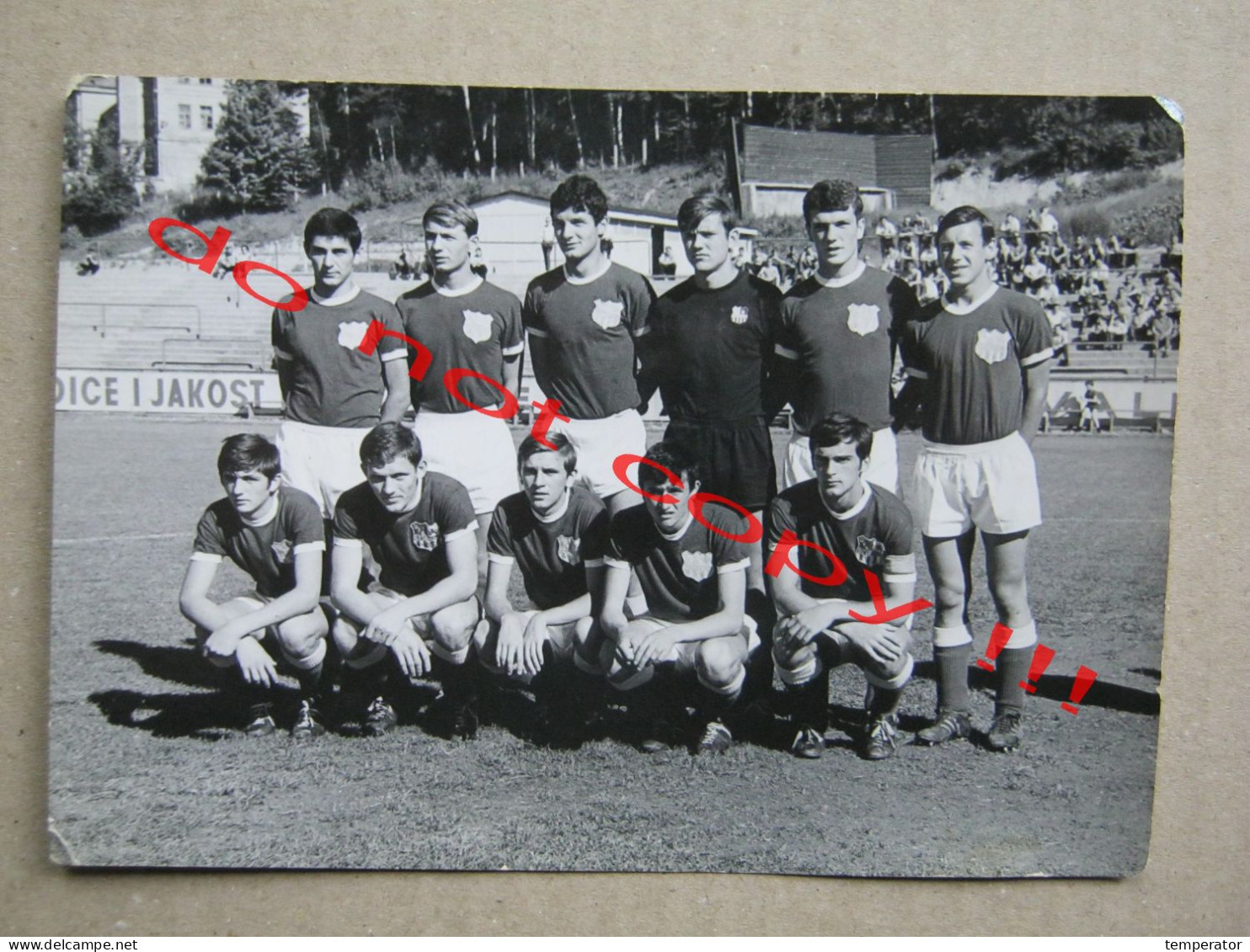 FOOTBALL, Football Club - Soccer Players From Yugoslavia In Czechoslovakia / With Signatures On Back ! ( 1968 ) - Sports