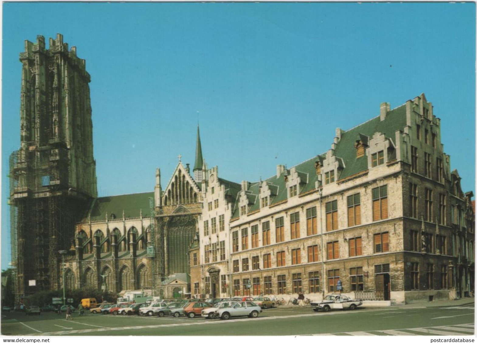 Mechelen - Grote Markt - & Old Cars - Mechelen