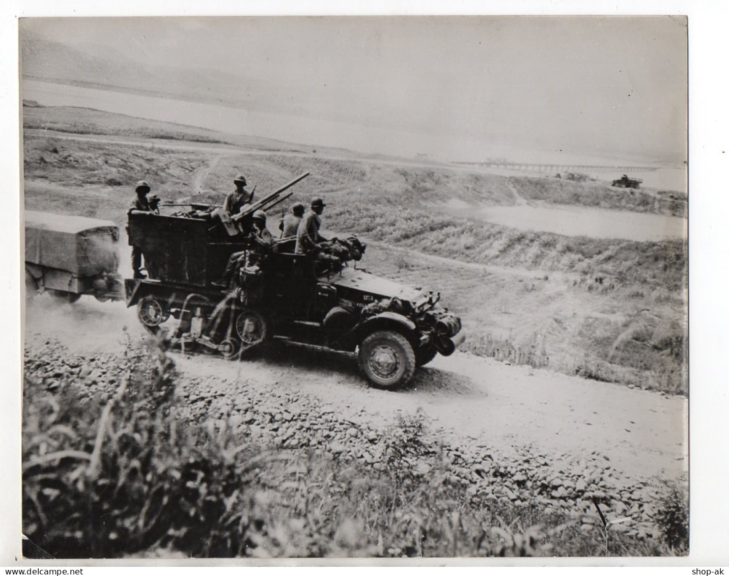 F6409/ Korea Krieg US Soldaten Halbkettenfahrzeug  Foto  1950-53  25 X 20,5 Cm - Ohne Zuordnung