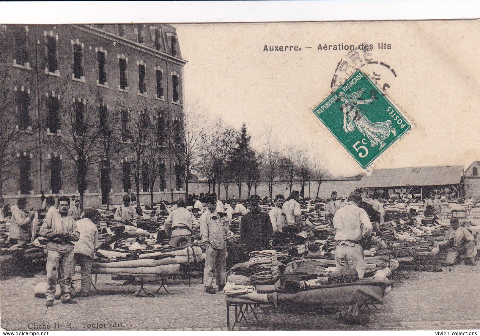 Auxerre (89 Yonne) Aération Des Lits - Vie Militaire A La Caserne En 1912 - Auxerre