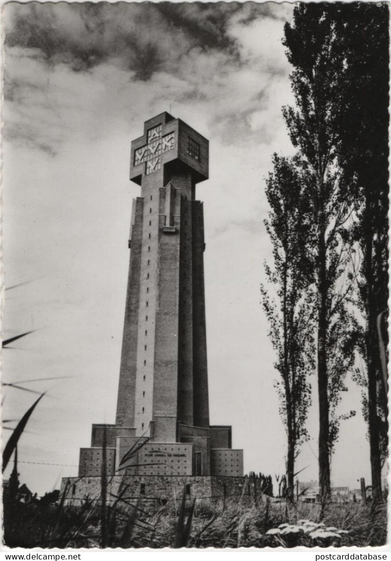 Diksmuide - Vlaanderen Ijzermonument - Diksmuide