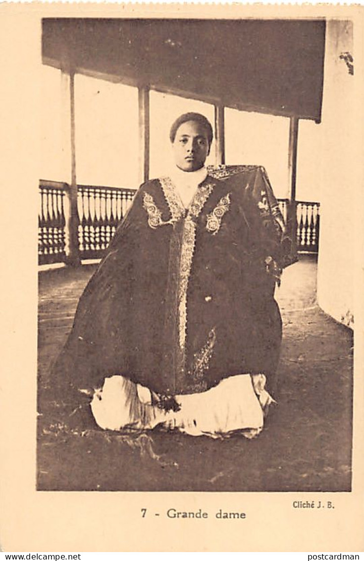 Ethiopia - Ethiopian Lady (may Be Menen Asfaw, Wife Of Emperor Haile Selassie) - - Ethiopië