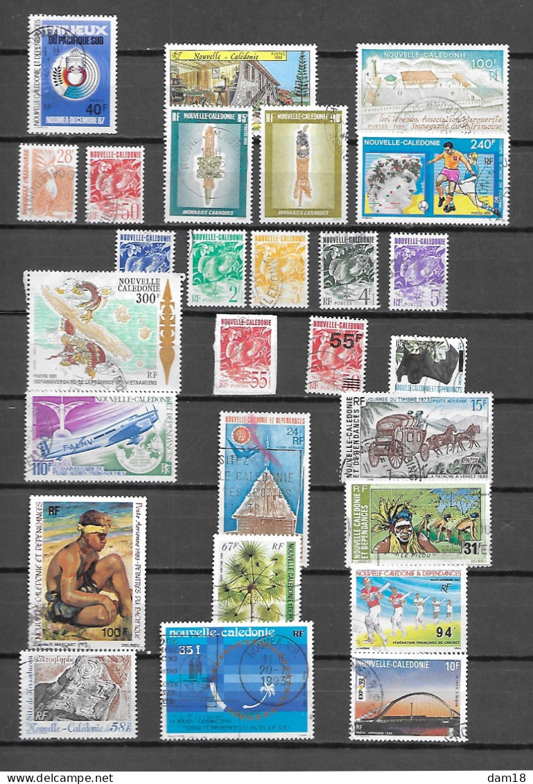 NOUVELLE CALEDONIE 27 TIMBRES DIFFERENTS OBLITERES DONT POSTE AERIENNE - Collezioni & Lotti